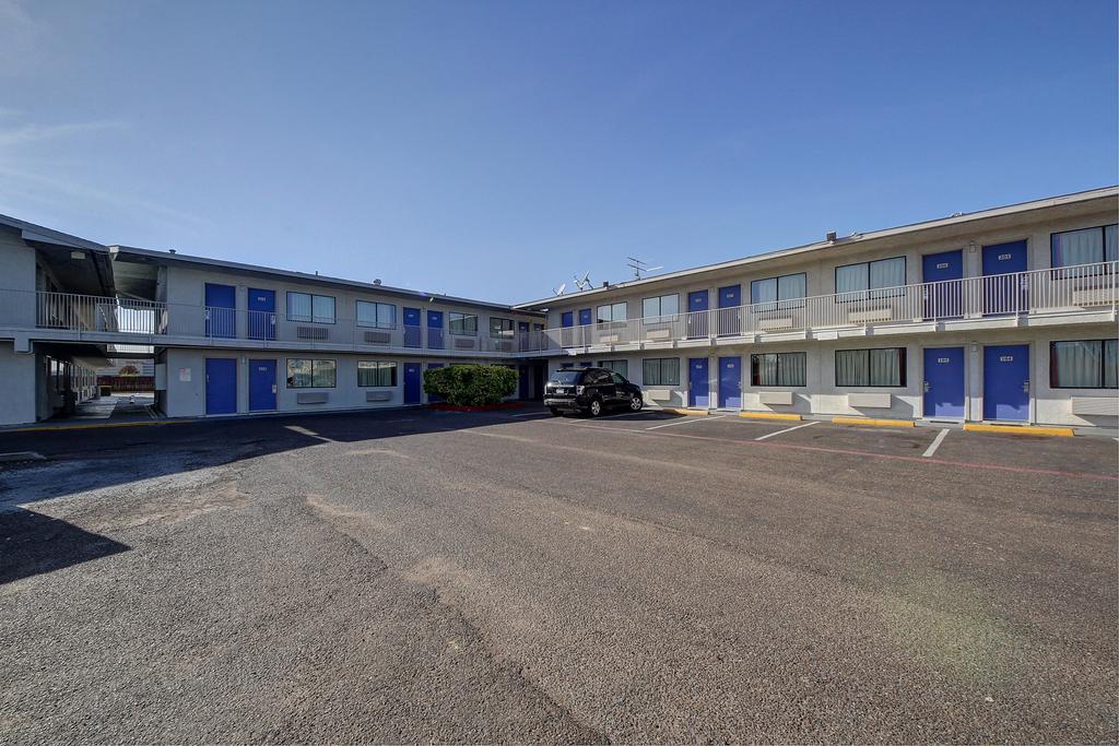 6-laredo, Tx - South Hotel 2*