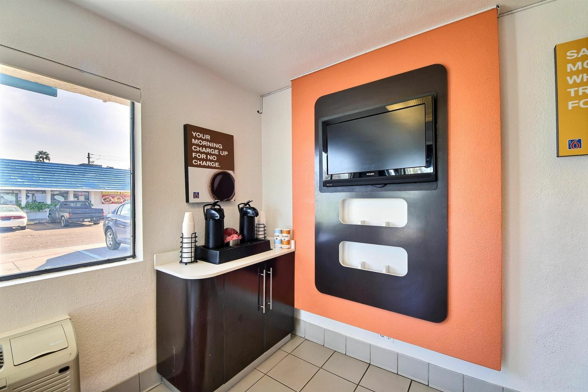 Hotel 6-laredo, Tx - South